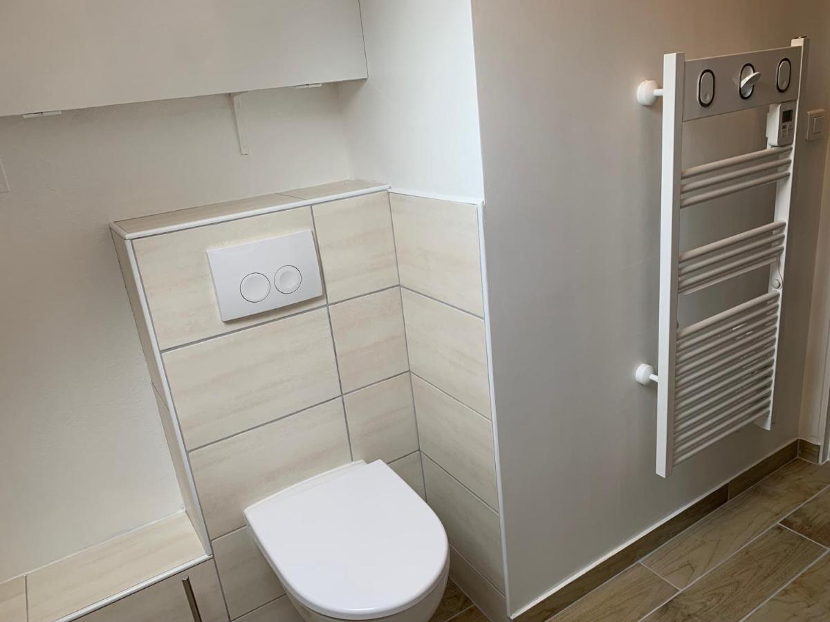 T2 - Au Calme Royaloire - Chateau A Vue - Luxe, Renove Blois Exterior photo